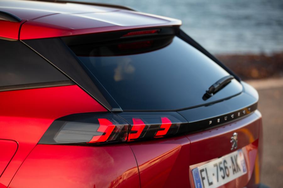 Детали экстерьера Peugeot 2008 2019 года  (WW) (фото 10 из 42)